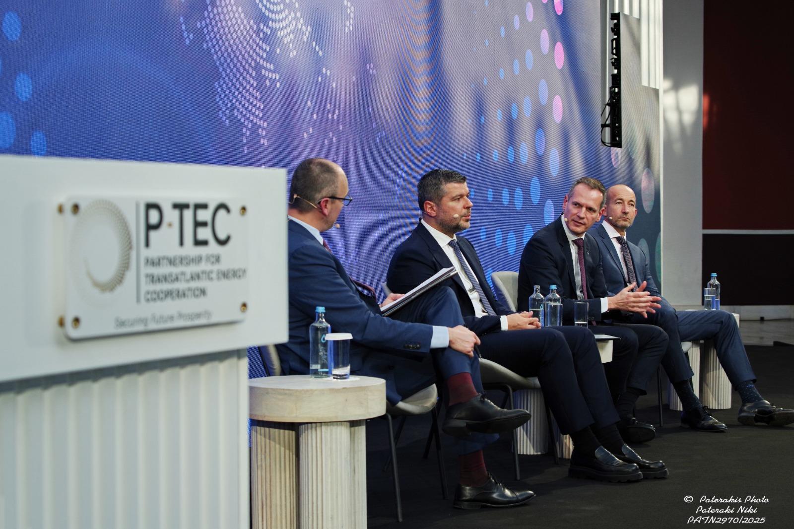 Μάνος Μανουσάκης