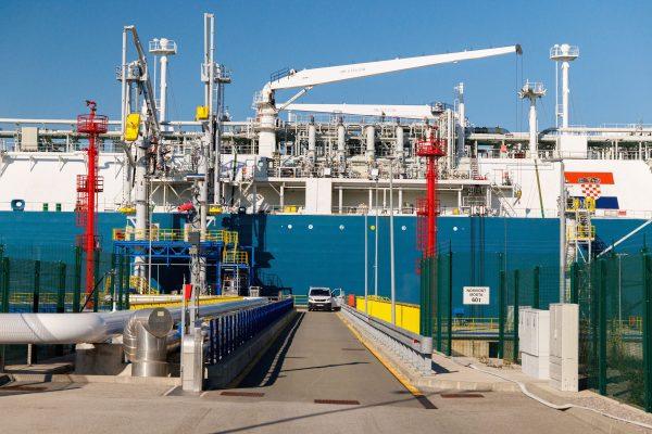 Κίνα: Εντείνει τις προσπάθειές της για εισαγωγή ρωσικού LGN που υπόκειται σε κυρώσεις