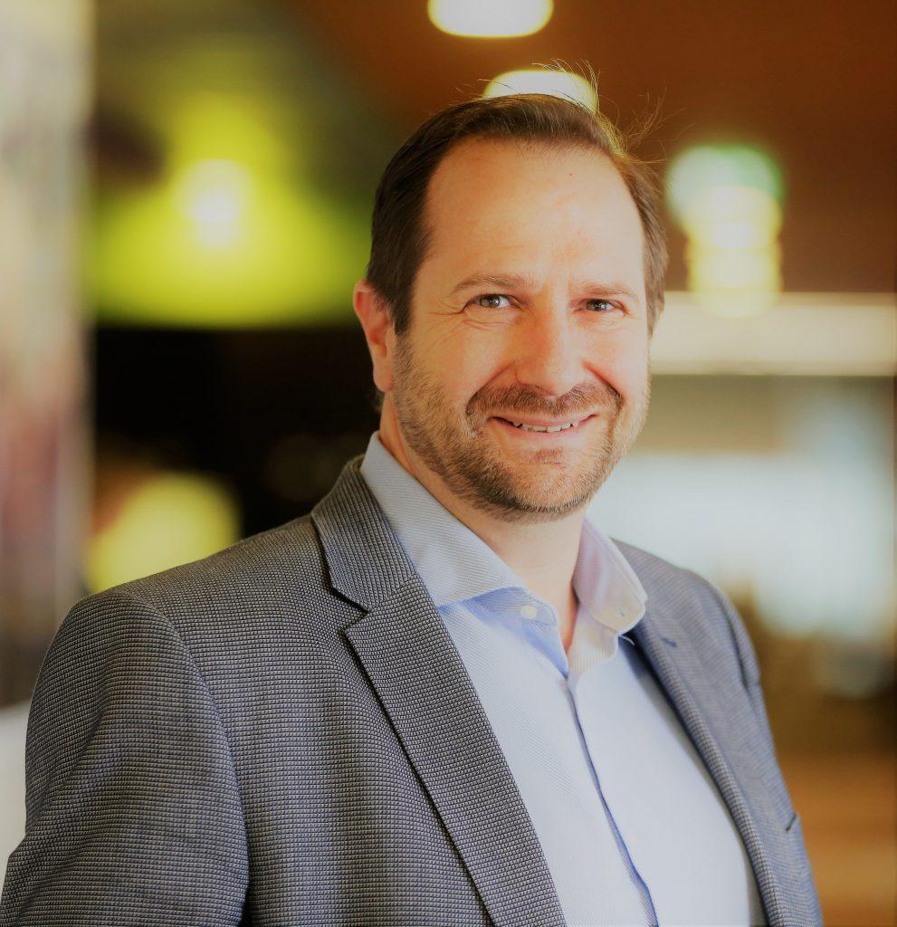 Ρόμπιν Φίσερ (Salesforce): Οι AI Agents διαμορφώνουν το μέλλον των επιχειρήσεων