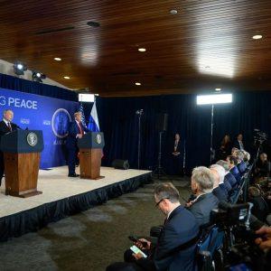 Politico: Συμφωνία ειρήνης στην Ουκρανία ίσως και εντός της εβδομάδας