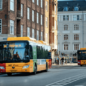 Δανία: Οι αρχές σπεύδουν να κλείσουν το κενό ασφαλείας στα κινεζικά ηλεκτρικά λεωφορεία