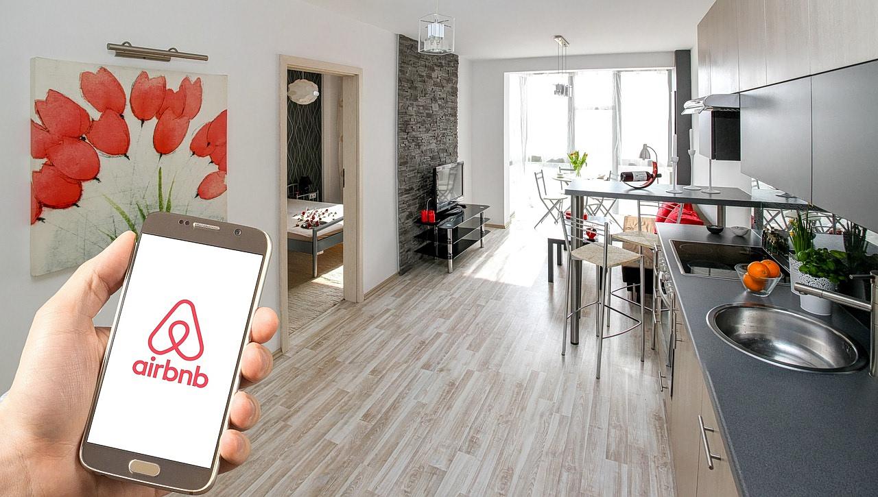 Airbnb Rentals Continue to Soar in Greece