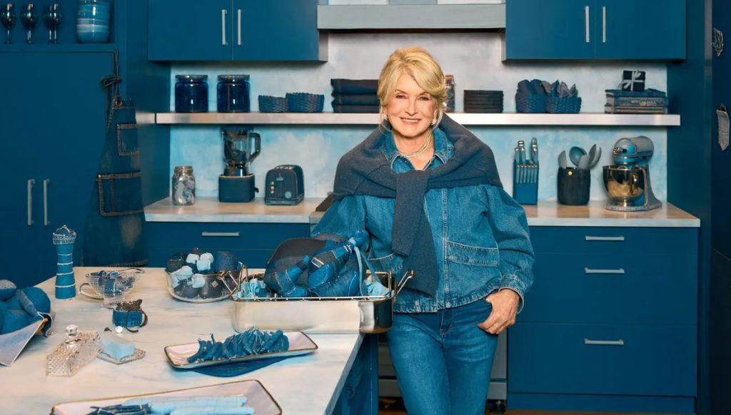 American Eagle: Μπορεί η Martha Stewart να αγγίξει τη Gen Z;