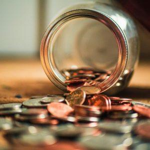 ΙΟΒΕ: Χωρίς αποταμιεύσεις τα ελληνικά νοικοκυριά