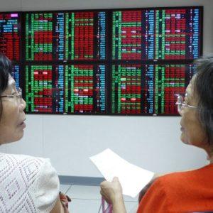 Ασιατικά χρηματιστήρια: Μικτά πρόσημα, προβλημάτισε ο πληθωρισμός στο Τόκιο