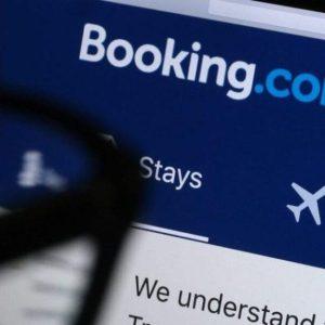 Booking: Πάνω από 1.000 Έλληνες ξενοδόχοι στρέφονται νομικά κατά της εταιρείας
