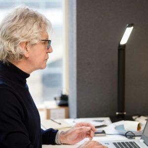 Εργαζόμενοι συνταξιούχοι: Το λάθος που κοστίζει έως 100 ευρώ τον μήνα