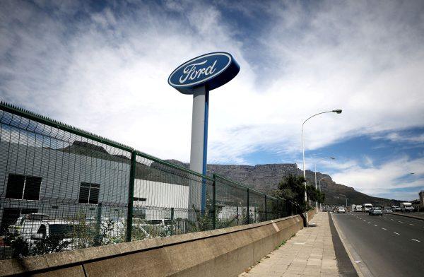 Ford: Ανάκληση 230.000 οχημάτων λόγω βλάβης στην οθόνη του πίνακα οργάνων
