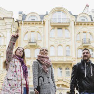 Φινλανδία: Διατηρεί το στέμμα της ευτυχίας αλλά η οικονομική ύφεση βαθαίνει