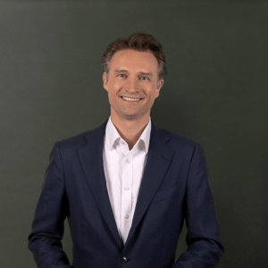 Heineken: Φέρνει νέο σχέδιο για το 2030 – Γιατί οι επενδυτές ζητούν αποτελέσματα