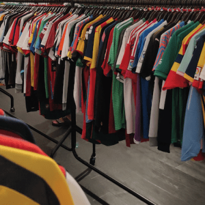 Δασμοί Τραμπ: Η Αμερική και το φθηνό εμπόρευμα – Μπορεί ο Τραμπ να αλλάξει μια εθνική συνήθεια;