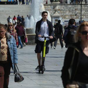 Πατίνια: Νέοι κανόνες για τη χρήση τους στην Αθήνα