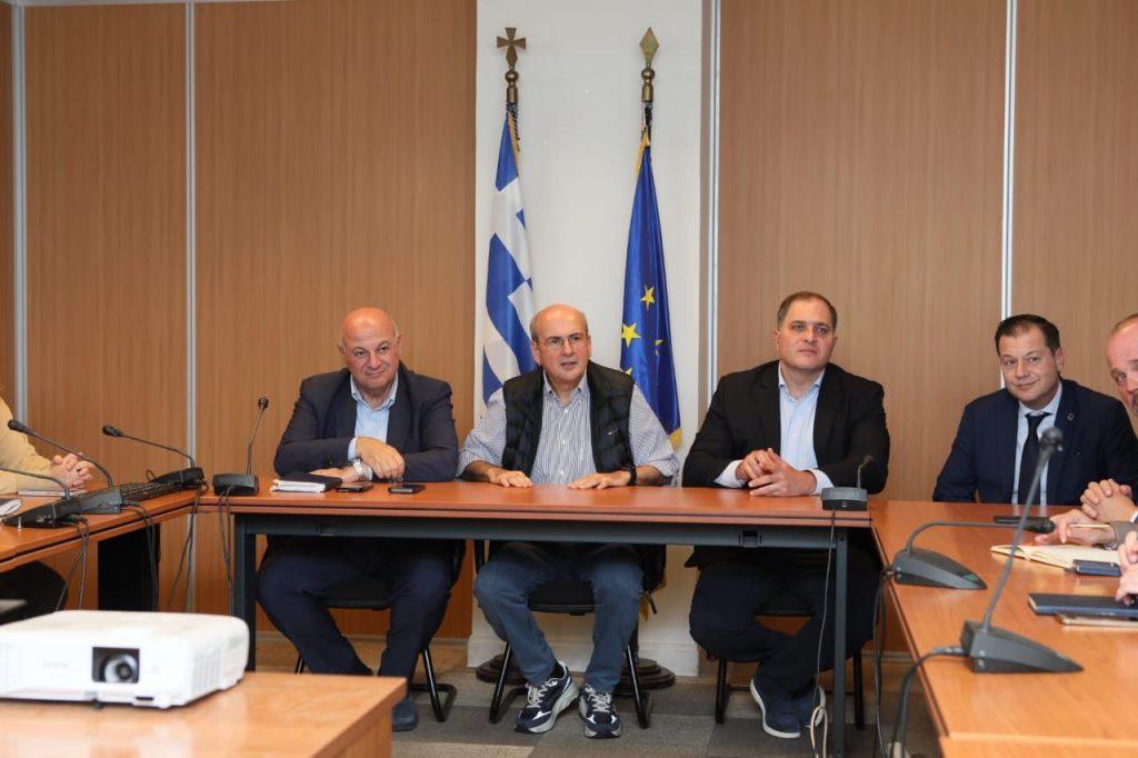 Χατζηδάκης: Εργαζόμαστε για να πληρωθεί η βασική ενίσχυση στους αγρότες