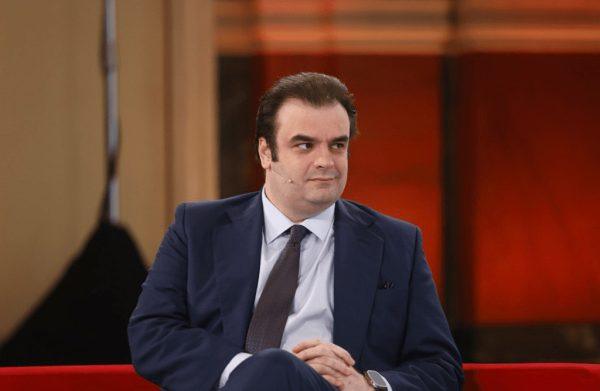 FT: Greek FinMin Pierrakakis Eyed as Successor to Ireland’s Donahoe as Eurogroup Chair