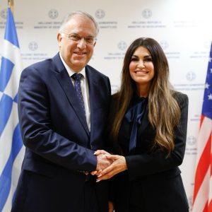 Θεοδωρικάκος – Γκιλφόιλ: Ενίσχυση της σχέσης Ελλάδας – ΗΠΑ σε επενδύσεις, ναυπηγική βιομηχανία, εμπόριο