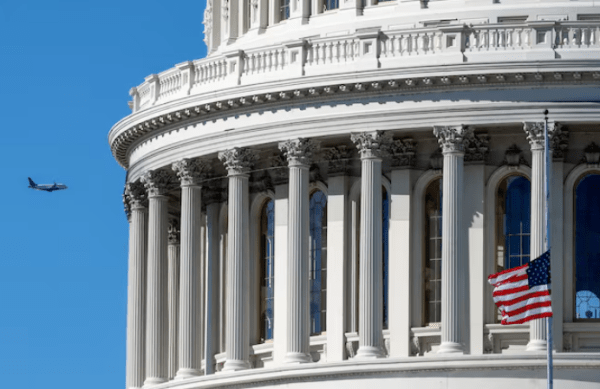 ΗΠΑ: Οι επενδυτές θα περιμένουν… τον Άι Βασίλη για να έχουν σαφή εικόνα για την οικονομία