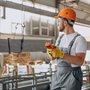 ΚΕΠΕ για παραγωγικότητα: Αύξηση 2,3% στο ΑΕΠ ανά εργαζόμενο και 2% ανά ώρα εργασίας το 2026