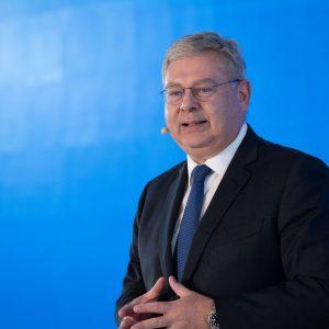 Σιάμισιης: Να συνεχιστούν οι μεταρρυθμίσεις