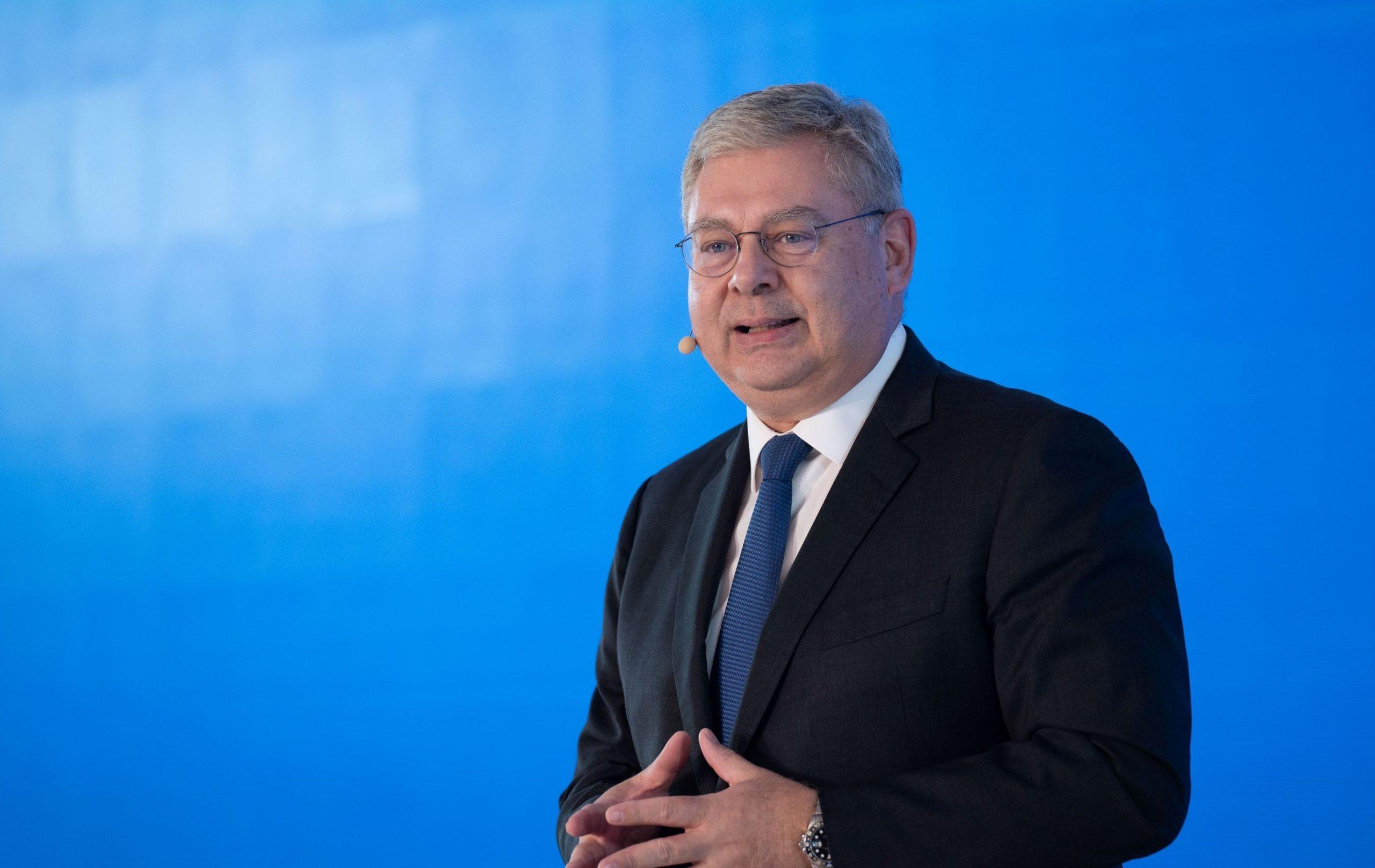 Σιάμισιης: Να συνεχιστούν οι μεταρρυθμίσεις