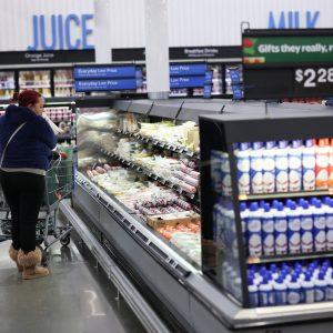 Πληθωρισμός: Χαμηλότερη άνοδος τιμών τον Νοέμβριο, αλλά οι πιέσεις στα αμερικανικά νοικοκυριά παραμένουν