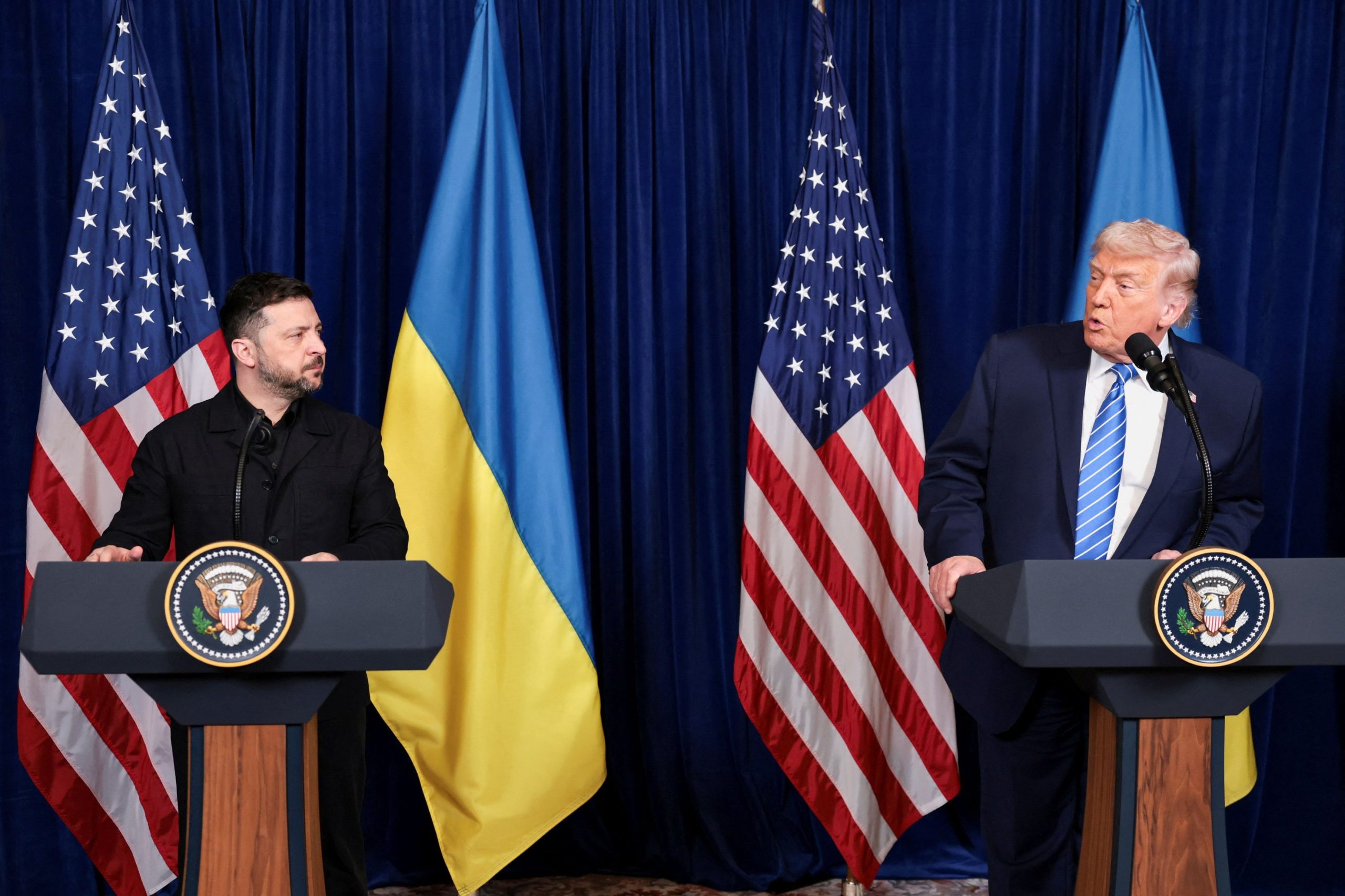 Τραμπ-Ζελένσκι: Ολοκληρώθηκε η συνάντηση στο Μαρ-α-Λάγκο