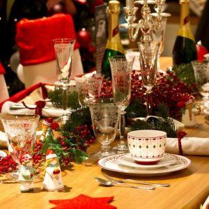 Χριστουγεννιάτικο τραπέζι: Πόσο ακριβότερο είναι φέτος [πίνακας]