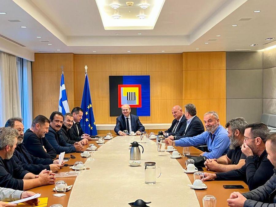 Αγρότες Κρήτης: Πήραν υποσχέσεις απο Χατζηδάκη ότι θα εξεταστούν τα αιτήματα τους