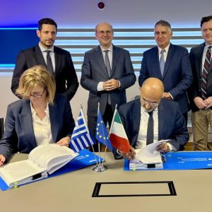 Κωστής Χατζηδάκης: Νέα αρχή στον ελληνικό σιδηρόδρομο με 23 σύγχρονα τρένα