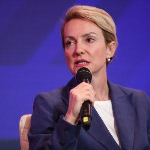 Σδούκου για αγρότες: Δεν μπορεί κάποιος να ζητά χωρίς να συζητά