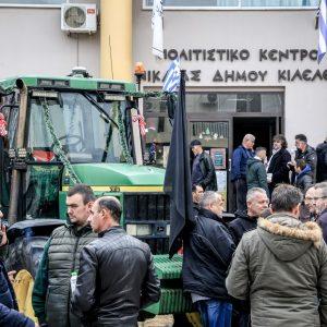 Αγρότες: Αποφασίζουν για το μέλλον των κινητοποιήσεων