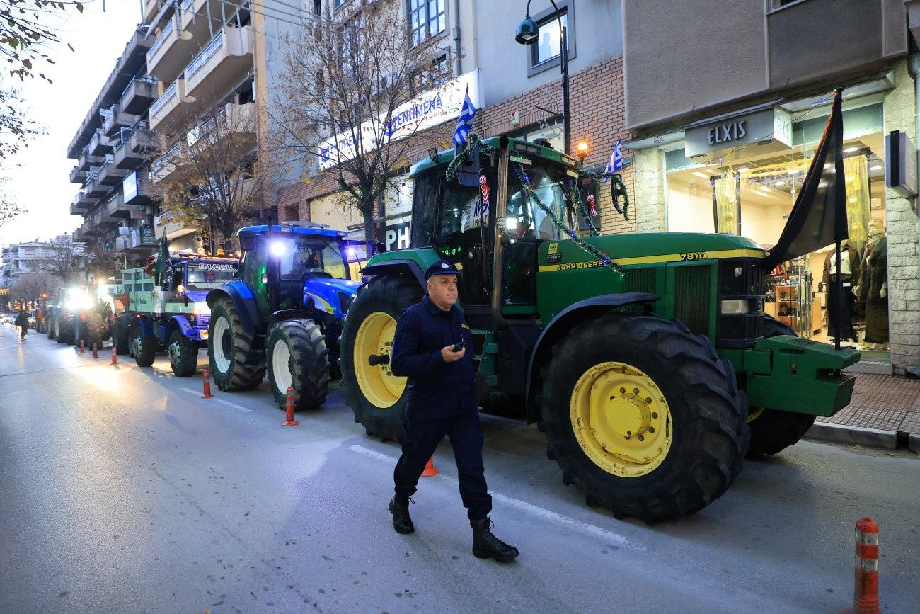 Αγρότες: Όλα τα βλέμματα στη Νίκαια – Σε εξέλιξη το συντονιστικό των αγροτών