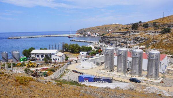 Άγιος Ευστράτιος: Θέρμανση με τον άνεμο και τον ήλιο