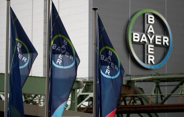 Bayer: Στήριξη από την αμερικανική κυβέρνηση σε αγωγές για το Roundup και τη γλυφοσάτη