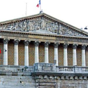 Γαλλία: Η Γερουσία μπλοκάρει τον «αναγκαστικό δανεισμό» των πλουσίων