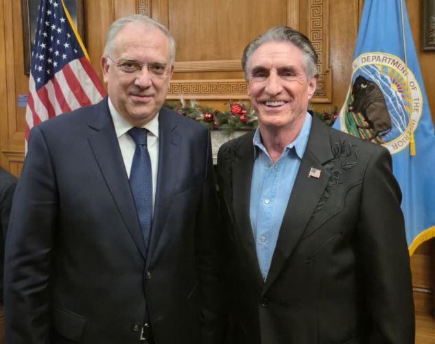 Τάκης Θεοδωρικάκος: Στρατηγική συνάντηση με Νταγκ Μπέργκαμ για επενδύσεις, ενέργεια και ναυπηγική