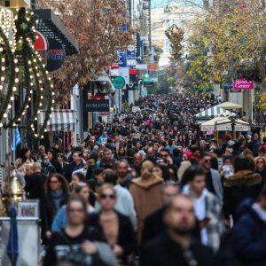 Athens Welcomes First Sunday of Holiday Shopping