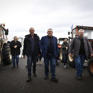 Κουτσούμπας: Επίσκεψη στα αγροτικά μπλόκα της Φθιώτιδας την Κυριακή