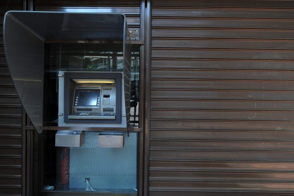 Banks: How Branches Will Operate Over the New Year Holiday