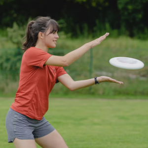 Frisbee: Η ιστορία και τα οικονομικά του best seller παιχνιδιού