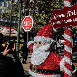 Εορταστικό ωράριο: Πρεμιέρα την Πέμπτη – Οι Κυριακές με ανοιχτά καταστήματα