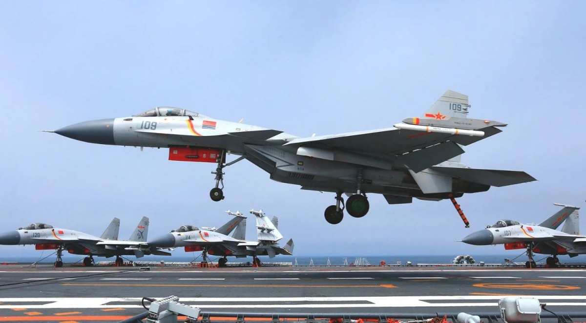 Κίνα: Διεξάγει «μεγάλα στρατιωτικά γυμνάσια γύρω από την Ταϊβάν