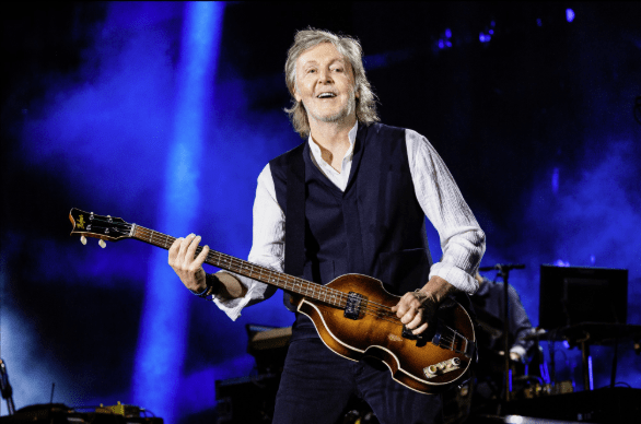 Πολ ΜακΚάρτνεϊ: Θέλει η ΕΕ να μην απαγορεύει την ονομασία vegan προϊόντων ως μπιφτέκια και λουκάνικα