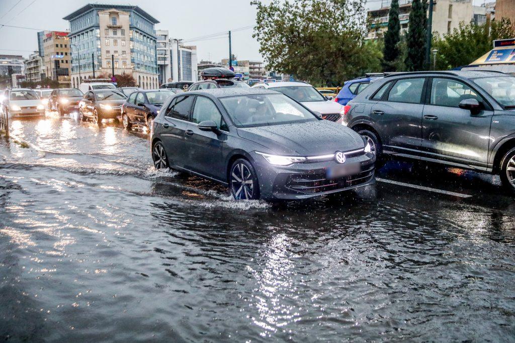 Κακοκαιρία Byron: Τι ισχύει σε δημόσιο και ιδιωτικό τομέα