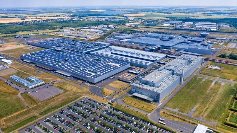 Porsche: Ανησυχία για τις θέσεις εργασίας εκφράζουν οι εργαζόμενοι