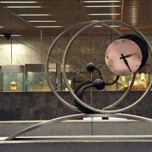 Τα τελευταία δρομολόγια σε Μετρό και Τραμ παραμονή Πρωτοχρονιάς