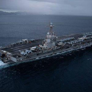 Βενεζουέλα: Σε στρατιωτικό κλοιό η πλουσιότερη (σε πετρέλαιο) χώρα του κόσμου