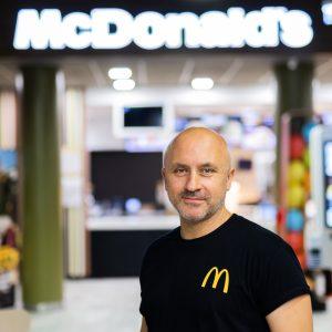 McDonald΄s: Αλλάζει στρατηγική στην Ελλάδα – Νέο κατάστημα στο The Mall Athens