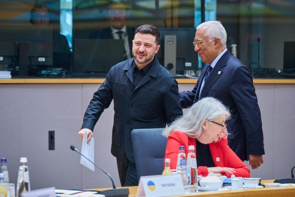 Ουκρανία: Μόνο οι ΗΠΑ μπορούν να πιέσουν τη Ρωσία, λέει ο Ζελένσκι