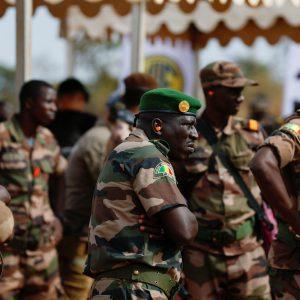 Αφρική: Χώρες υπό στρατιωτική ηγεσία ετοιμάζουν επενδυτική τράπεζα