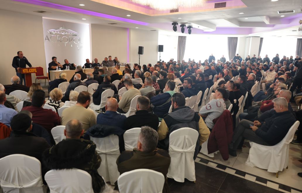 Αγρότες: Κλιμακώνουν τις κινητοποιήσεις και στις γιορτές – «Όχι» σε διάλογο με την κυβέρνηση